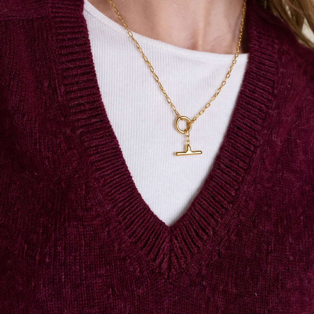 Pemrick - Classic Relaxed V-Neck Knitted Jumper