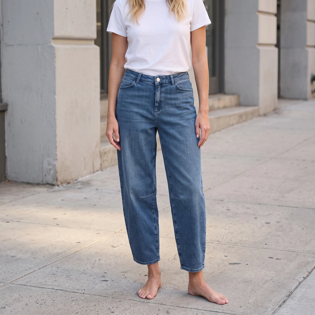 Vannora - Ankle Grazing Barrel Leg Jeans